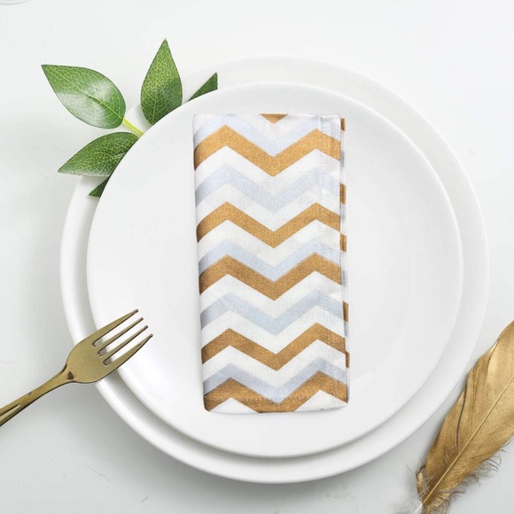4 Dinner Napkins Set Linen Chevron Gold Silver 20” - Picture 3 of 8
